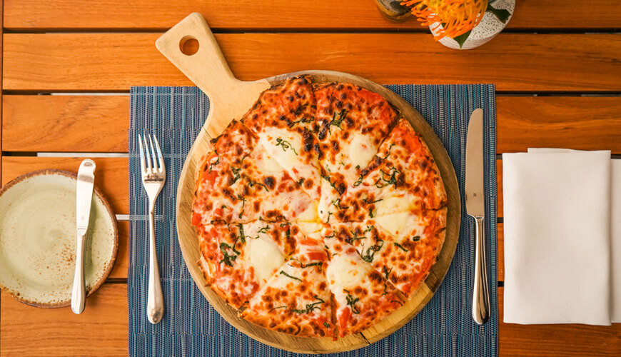 Country Comfort Margherita Pizza