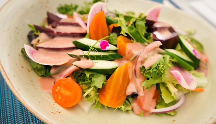 Roasted Beet Garden Salad